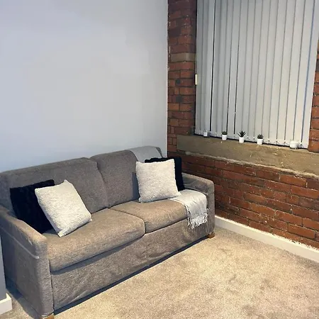 Modern 2 Bedroom Apartment Bradford (West Yorkshire)